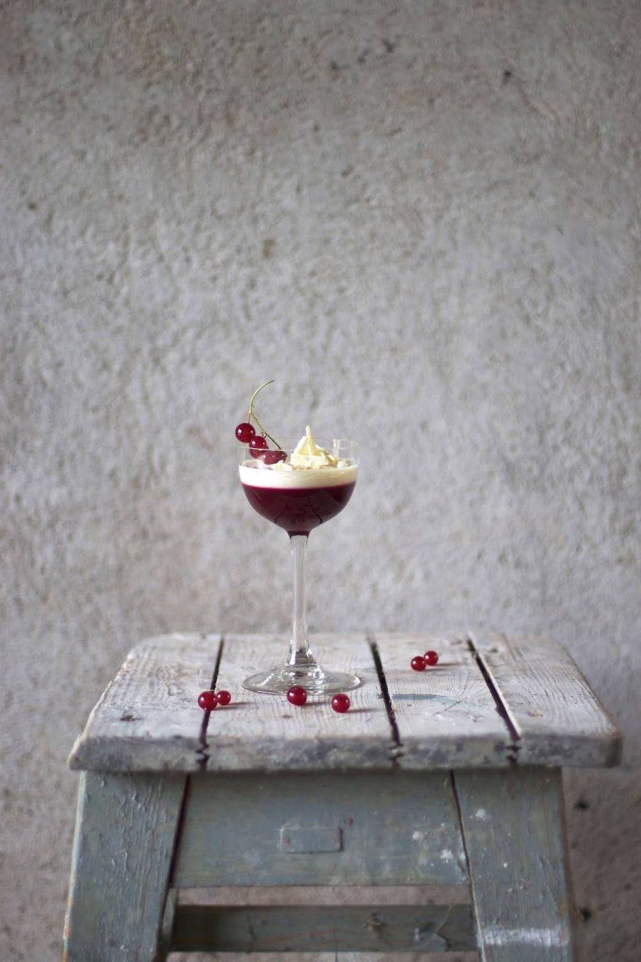 Image for Coconut-Panna-Cotta with Currant-Jelly & White Chocolate Flakes