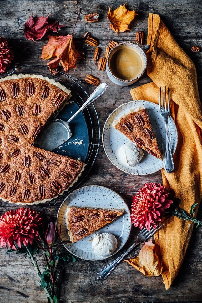 Gluten-free Pecan Pie with Vanilla Ice cream - Our Food Stories