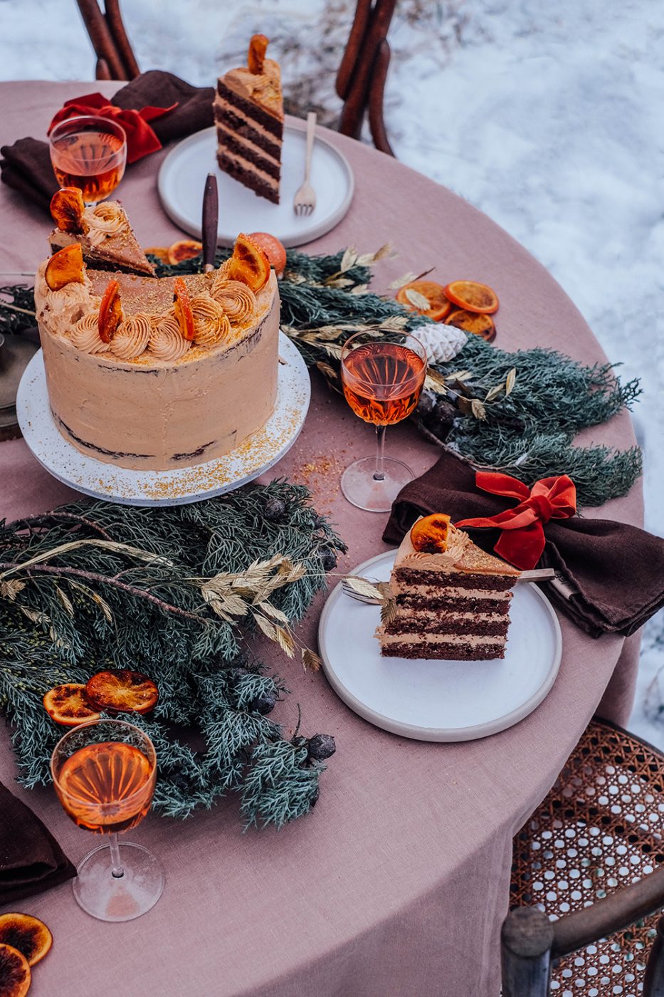 Gluten-free Chocolate Cake with Gingerbread Dulce de Leche Buttercream ...