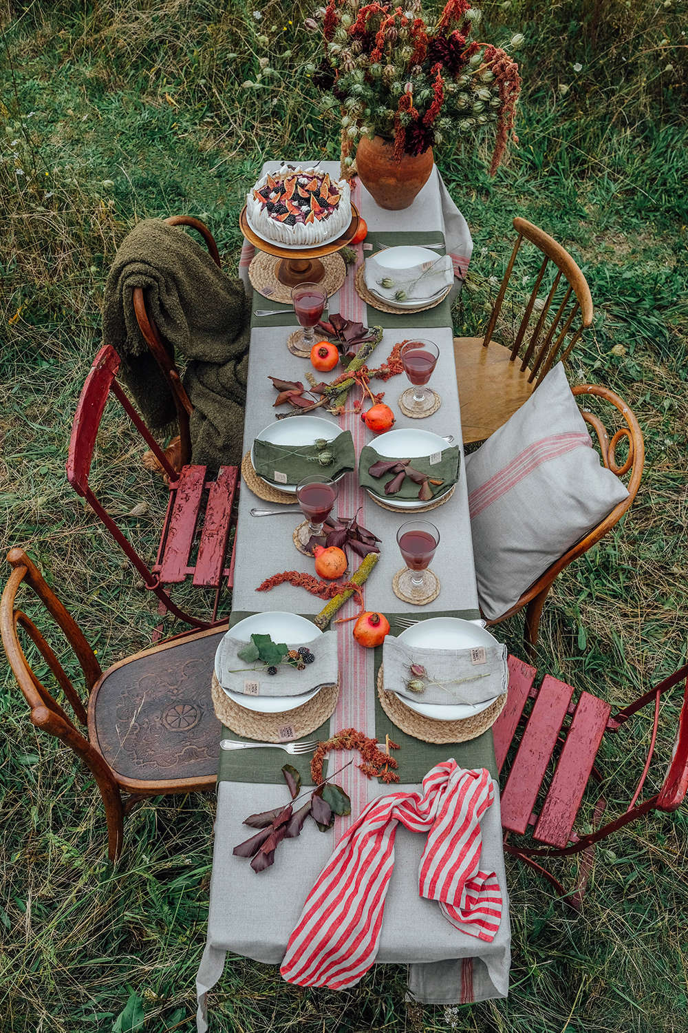 Lovely Linen Autumn Dinner