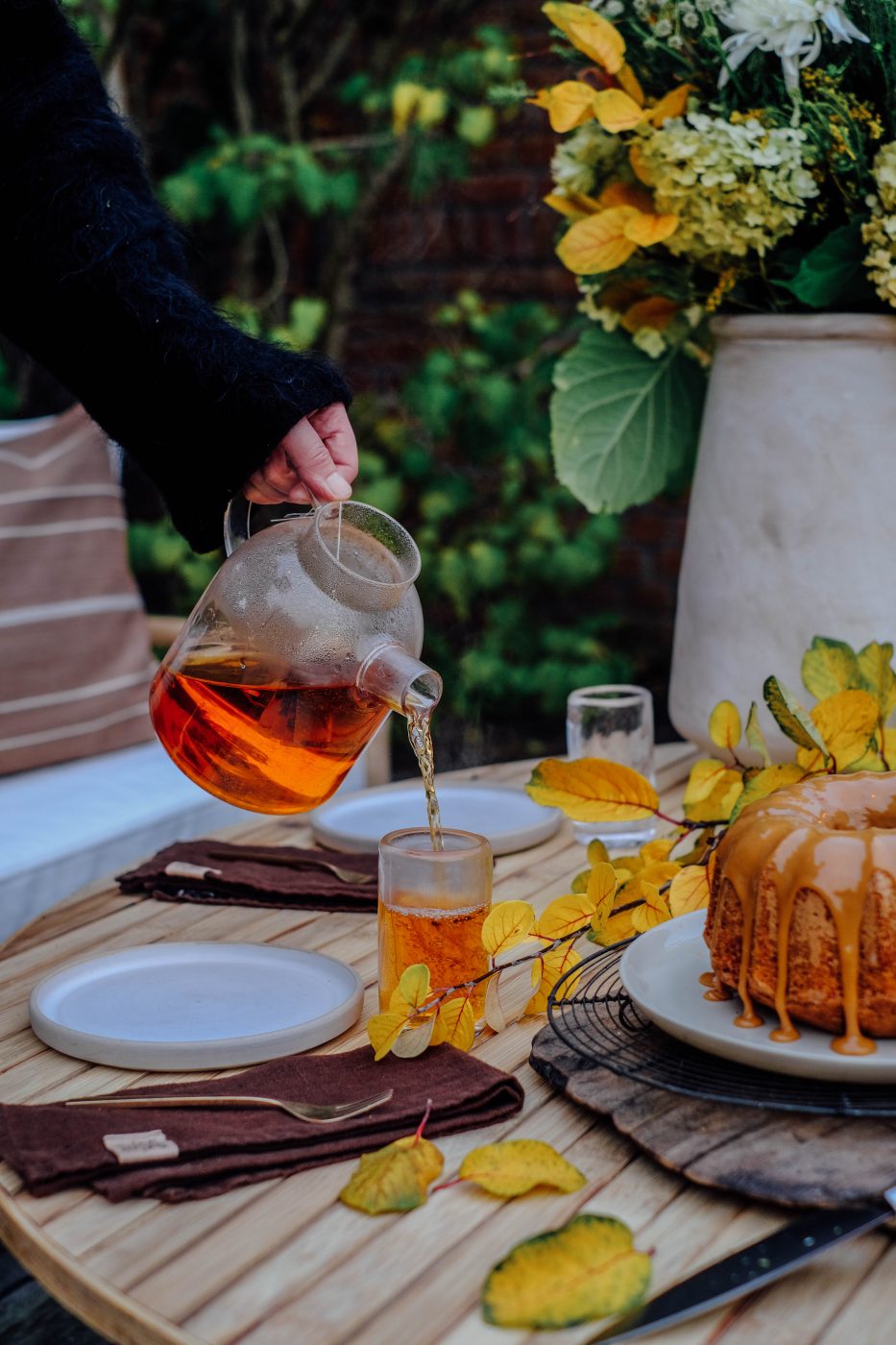 gluten-free chai cake recipe glass teapot garden