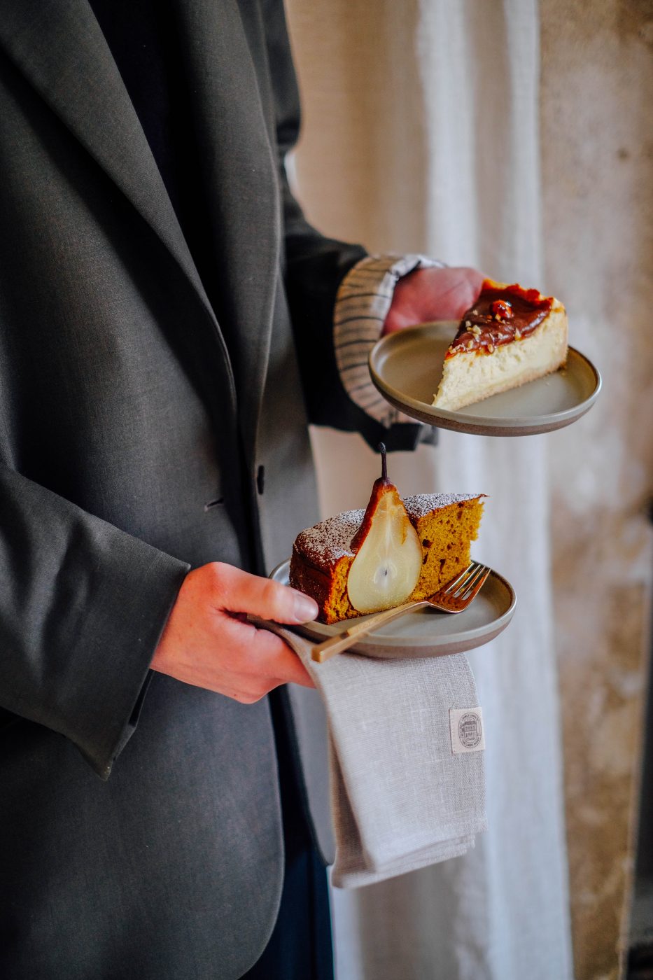 gluten-free hazelnut cheesecake with caramel event space 